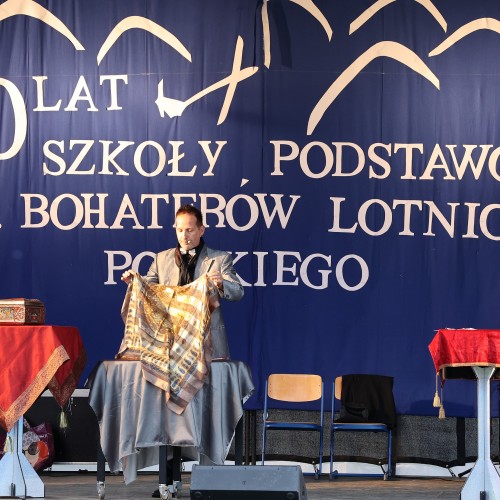 50-lecie Szkoły im. Bohaterów Lotnictwa w Ustjanowej Górnej