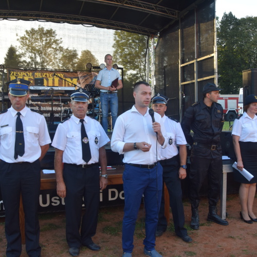 Gminne zawody sportowo-pożarnicze w Łodynie