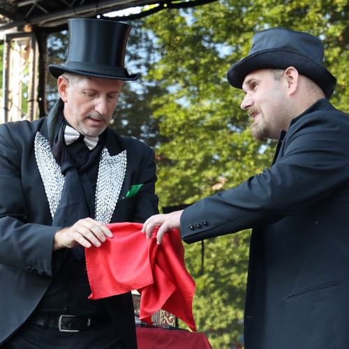Magik Markus i Dj Elektra na ustrzyckim Rynku