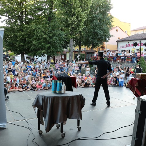 Magik Markus i Dj Elektra na ustrzyckim Rynku