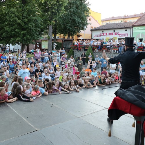 Magik Markus i Dj Elektra na ustrzyckim Rynku