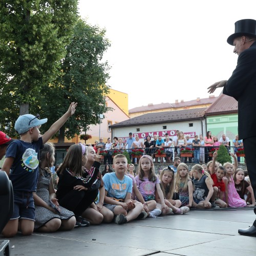 Magik Markus i Dj Elektra na ustrzyckim Rynku