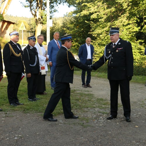 Przekazanie samochodu dla OSP Łodyna