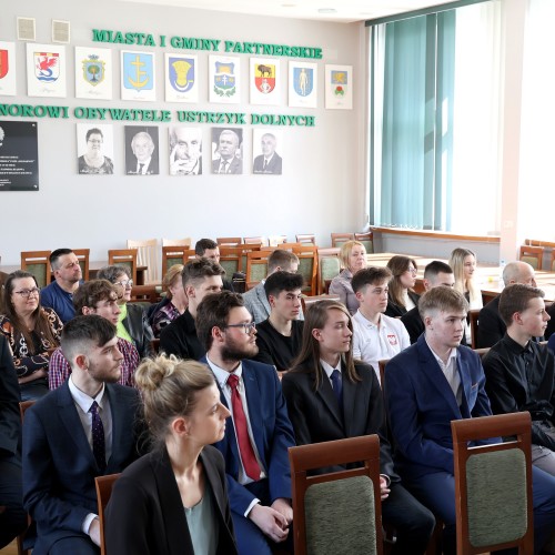 Wręczenie stypendiów i nagród Burmistrza Ustrzyk Dolnych 