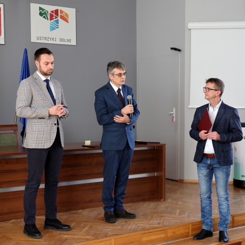 Wręczenie stypendiów i nagród Burmistrza Ustrzyk Dolnych 