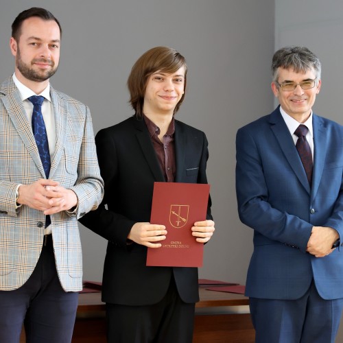 Wręczenie stypendiów i nagród Burmistrza Ustrzyk Dolnych 