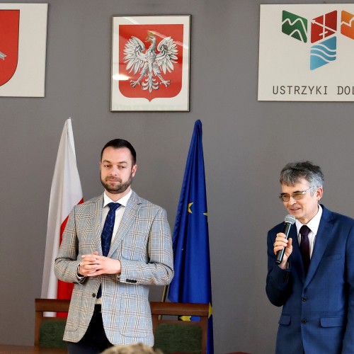 Wręczenie stypendiów i nagród Burmistrza Ustrzyk Dolnych 