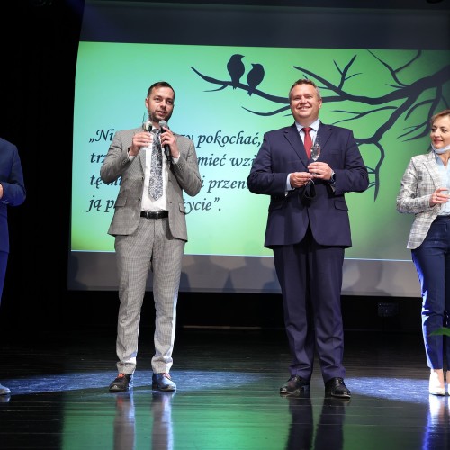 Złote i diamentowe gody 2021. Wręczono medale za długoletnie pożycie małżeńskie