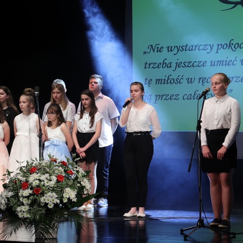 Złote i diamentowe gody 2021. Wręczono medale za długoletnie pożycie małżeńskie