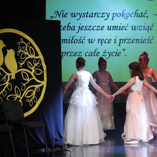 Złote i diamentowe gody 2021. Wręczono medale za długoletnie pożycie małżeńskie