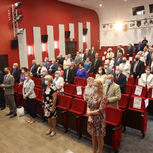 Złote i diamentowe gody 2021. Wręczono medale za długoletnie pożycie małżeńskie