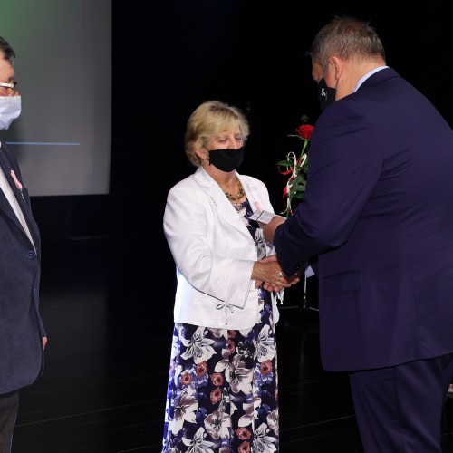 Złote i diamentowe gody 2021. Wręczono medale za długoletnie pożycie małżeńskie